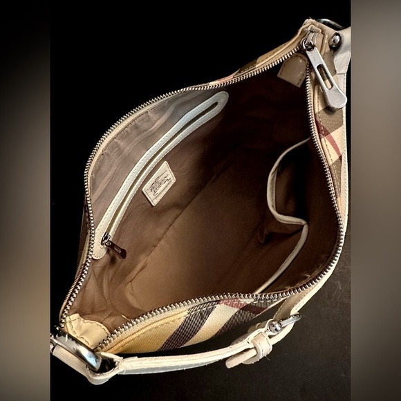 Burberry Super Nova Check Bag Restored - Picture 9 of 15